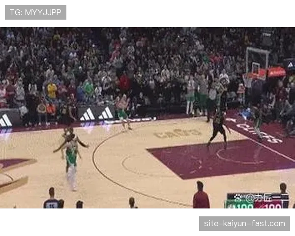 佩顿·普里查德三分效率提升显著 拉开开拓者后场空间