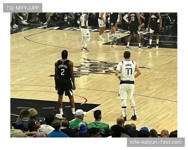 东契奇主导挡拆战术，改变对手防守布局