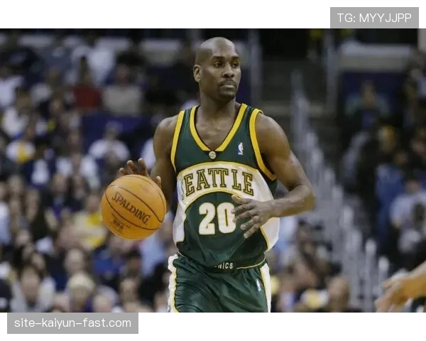 技术犯规详细解读，全面了解NBA和FIBA的判罚标准